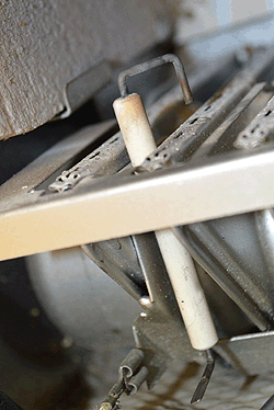 gw micron 60ff e24837.ige.close up.gif